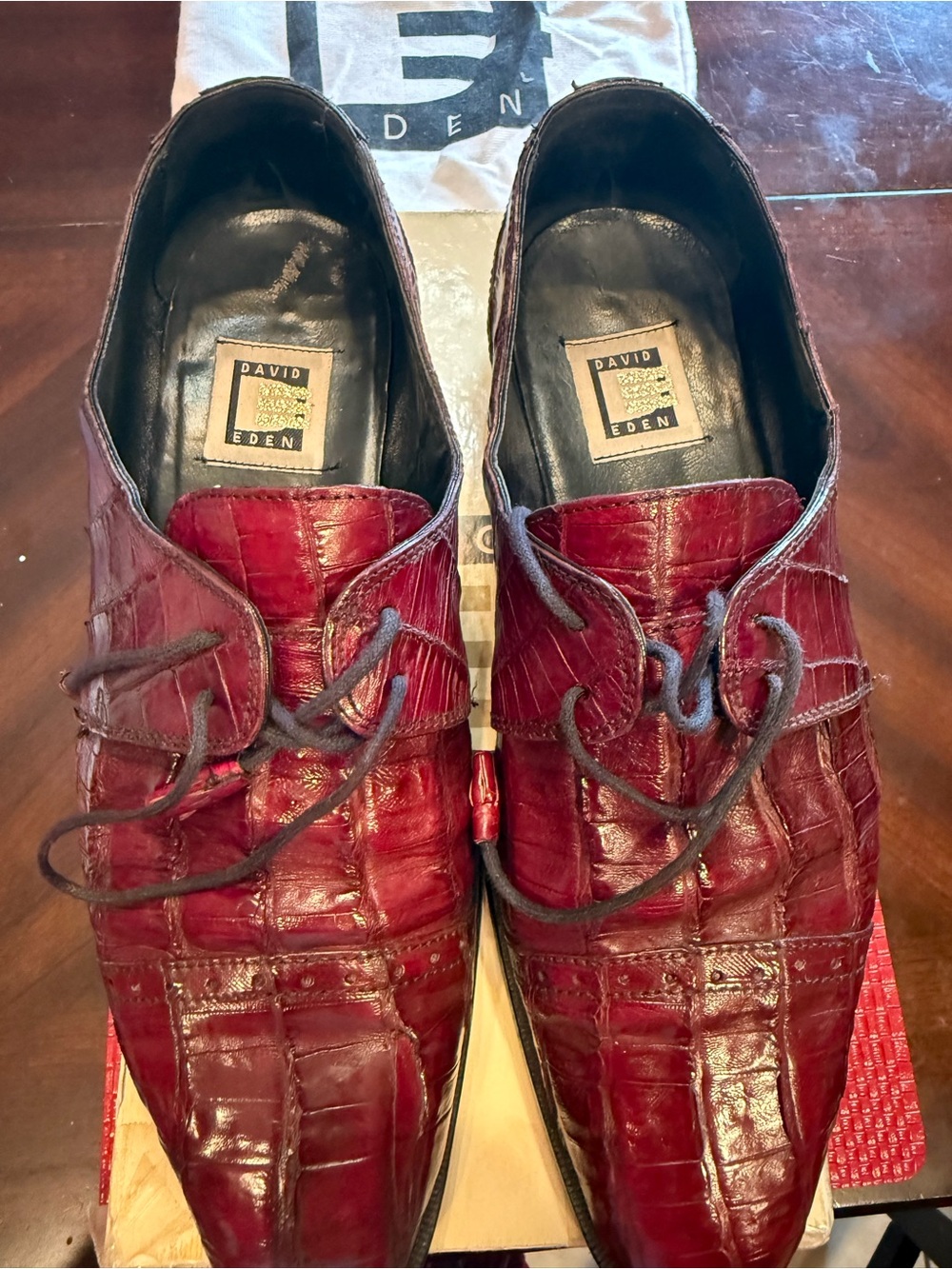 David Eden Men's Burgundy Croc-Embossed Leather Lace-Up Oxfords